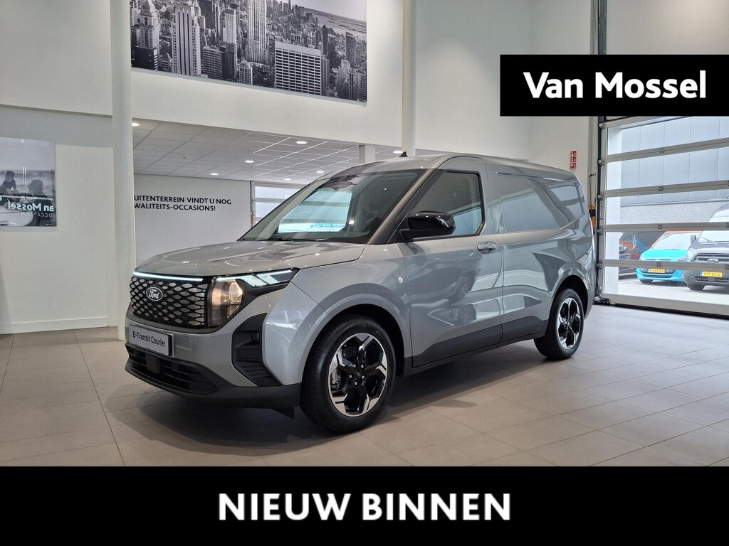 Ford Transit Courier E-Transit Limited 46 kWh | TREKHAAK | STOEL, STUUR EN VOORRUIT VERWARMING | 17 INCH LICHTMETALEN VELGEN | NAVIGATIE |
