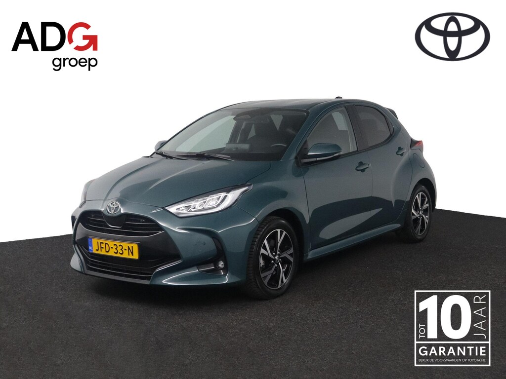 Toyota Yaris 1.5 Hybrid 115 Dynamic | Stoel verwarming | Stuurwiel verwarming | Parkeer sensoren |