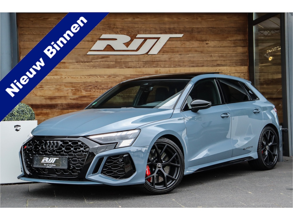 Audi RS3 Sportback 2.5 Quattro **Ceramic/Pano/Massage/B&O/Carbon**