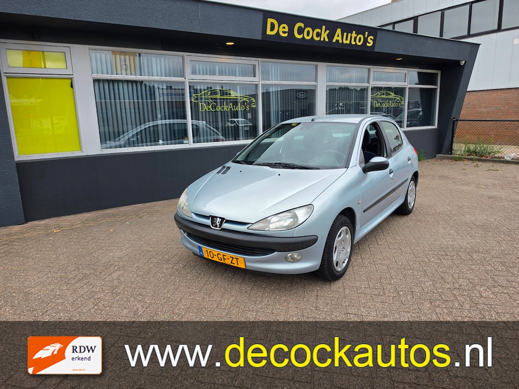 Peugeot 206 1.4 Gentry/TREKHAAK