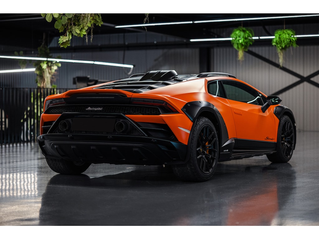 Lamborghini Huracan 5.2 V10 Sterrato Btw auto, (€ 326.446,28 Ex B.T.W) Eerste lak, Full PPF Dealer onderhouden / Belgisch geleverd