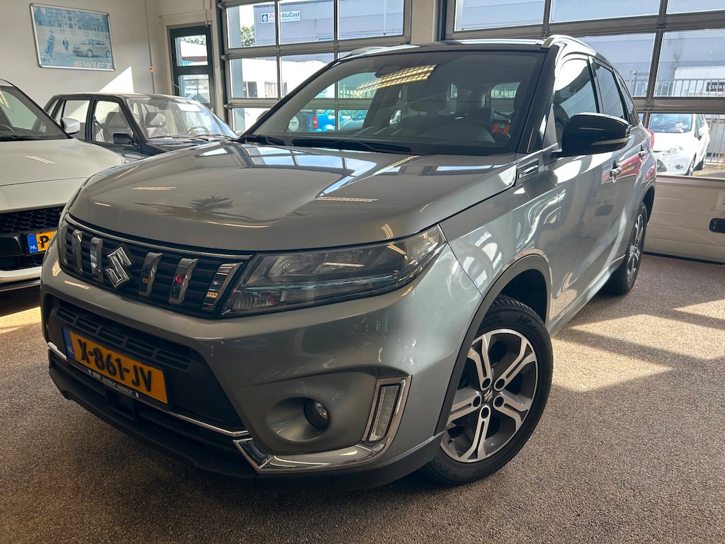 Suzuki Vitara 1.4 Boosterjet Style Smart Hybrid| Carplay| All Season| 10 jaar garantie!