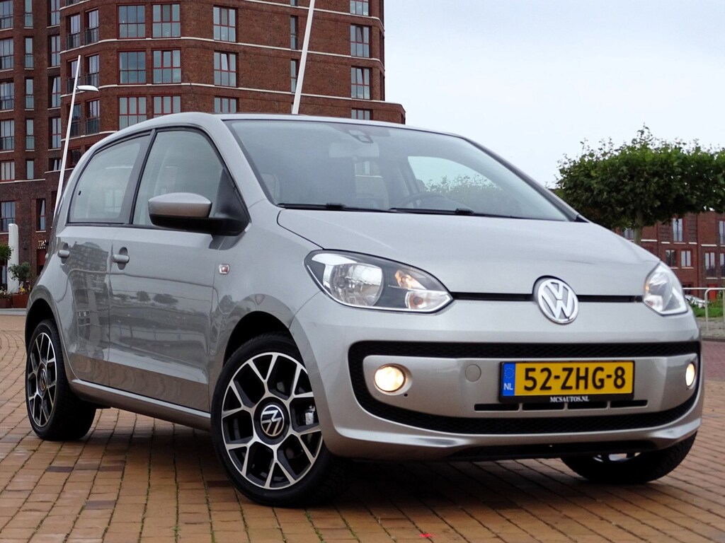 Volkswagen Up! 1.0 high up! Automaat 75pk Airco Cruise Navi Lmv