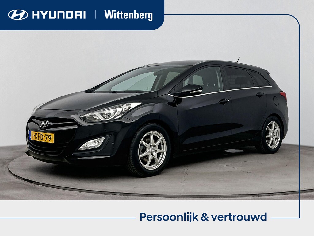 Hyundai i30 Wagon 1.6 GDI Business Edition | Navigatie | Camera | Climate control | Cruise control |