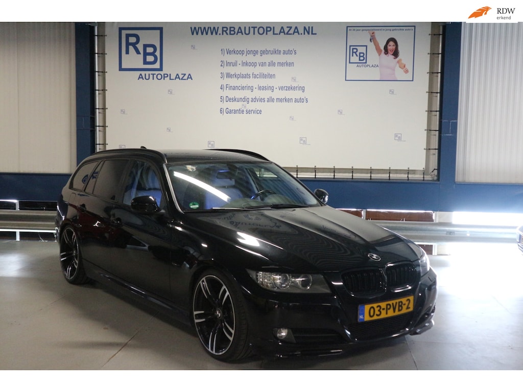 BMW 3-Serie Touring 318i LEER / VELG / FACELIFT / BLACK PACK ! ! !