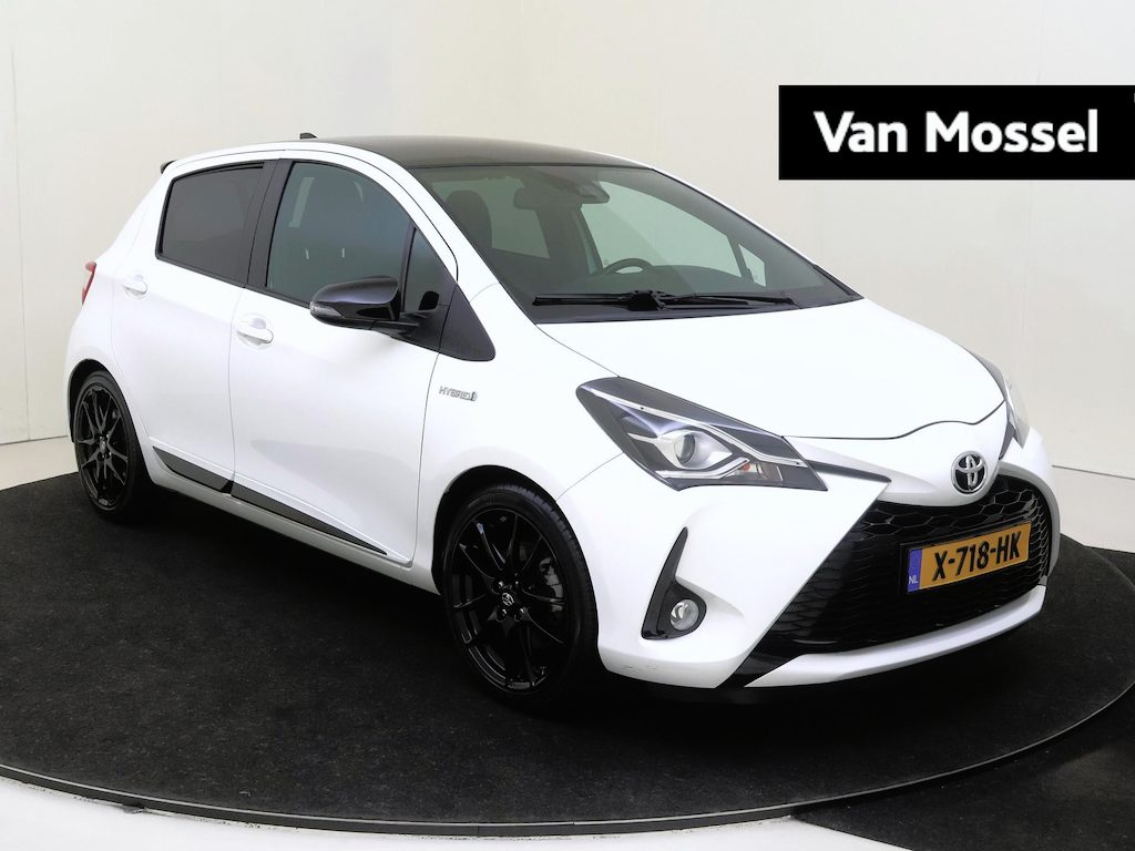 Toyota Yaris 1.5 Hybrid GR-Sport | LM velgen | sportstoelen | bluetooth