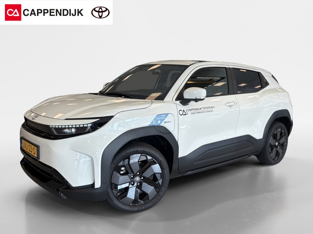 Toyota Urban Cruiser Executive 61 kWh | PANODAK | JBL |