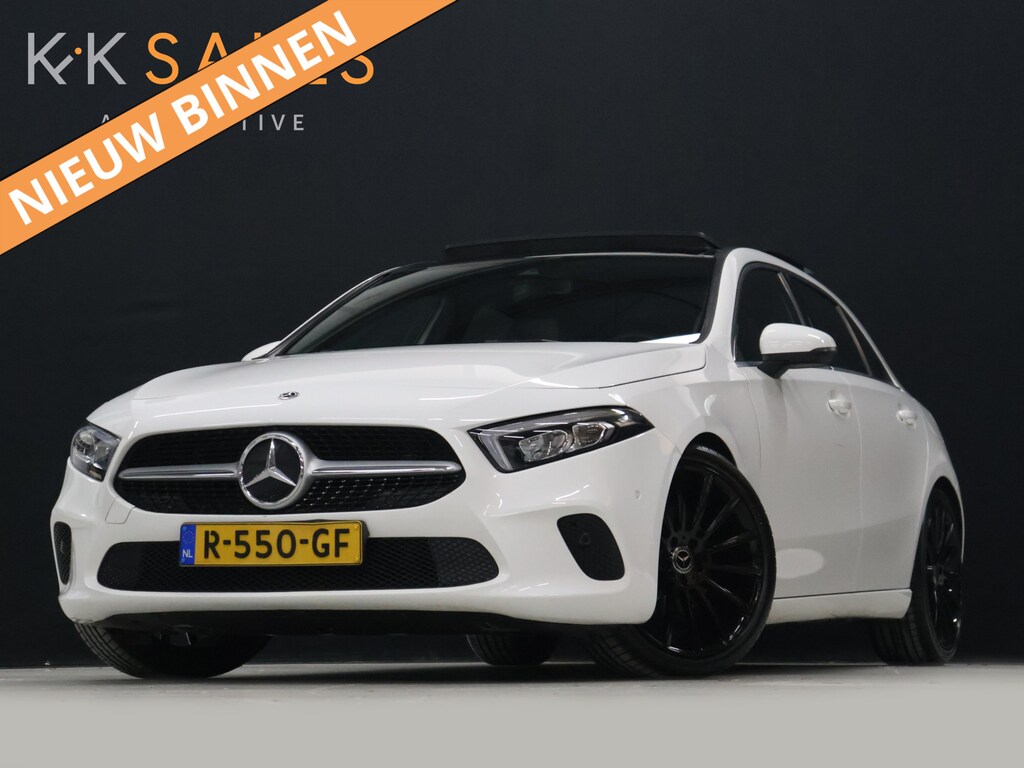 Mercedes-Benz A-klasse 200 Business Solution [SCHUIFKANTELDAK, SFEERVERLICHTING, STOELVERWARMING, CAMERA, HALF LEDER, CRUISE, PDC V+A, BLUETOOTH, CLIMATE, NIEUWSTAAT]