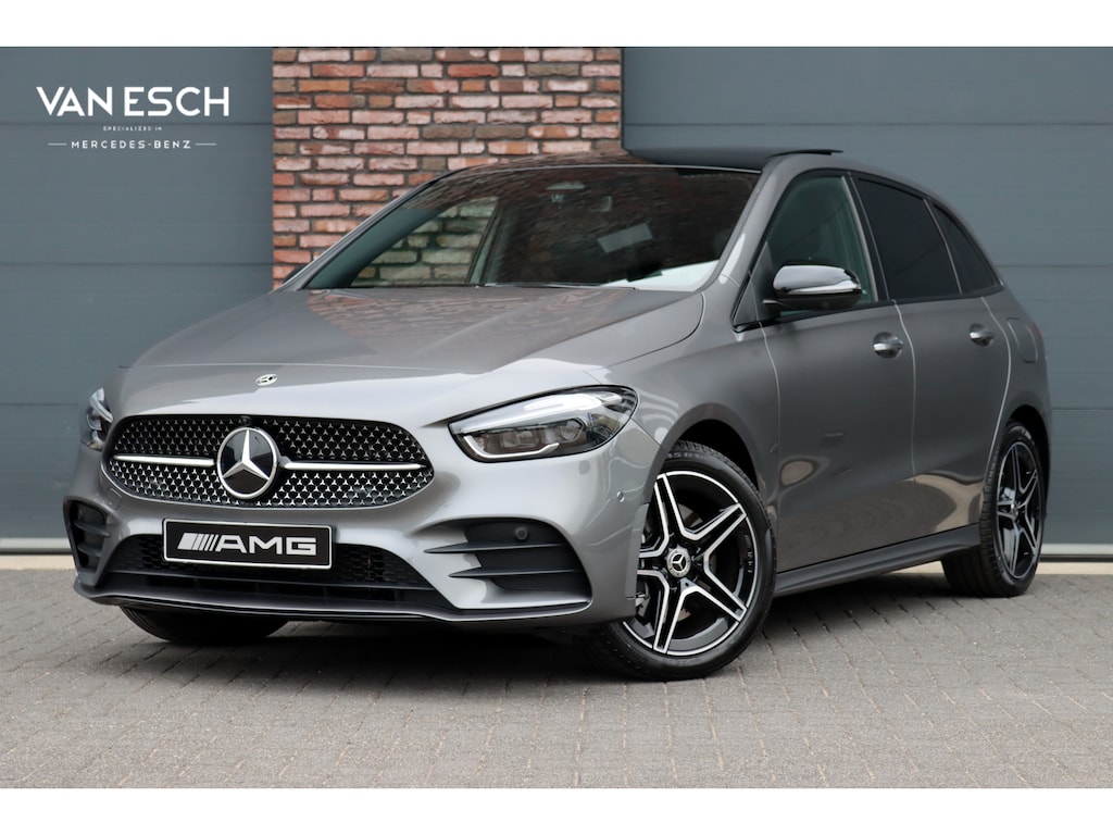 Mercedes-Benz B-klasse 250 e AMG Line | Panoramadak | Memory | Distronic | AMG Exclusief-pakket | Trekhaak | Surround Camera | Leder | Dodehoekassistent | Mutlibeam LED |