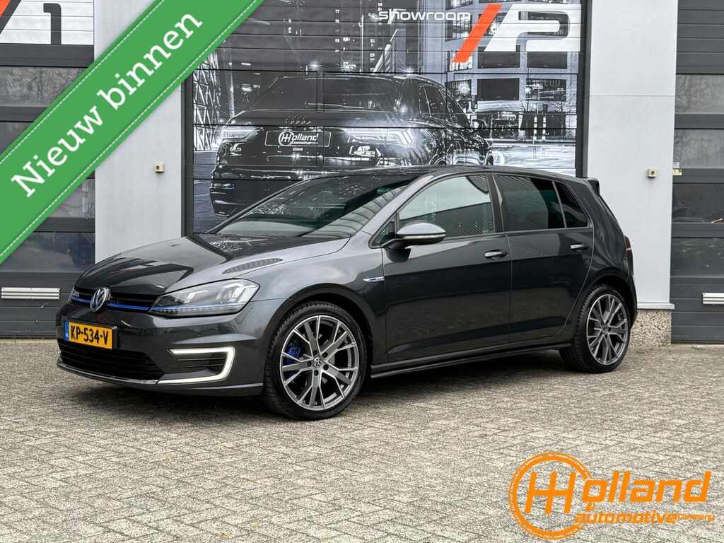 Volkswagen Golf 1.4 TSI GTE Connected Series|PANO|LEER|SFEER|ABC!|STOELV