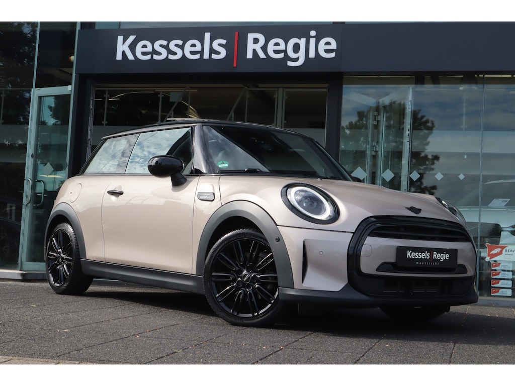 MINI Cooper 3-Deurs 1.5 Camden Plus Edition | Pano | H&K | Camera | HUD | Navi | LED