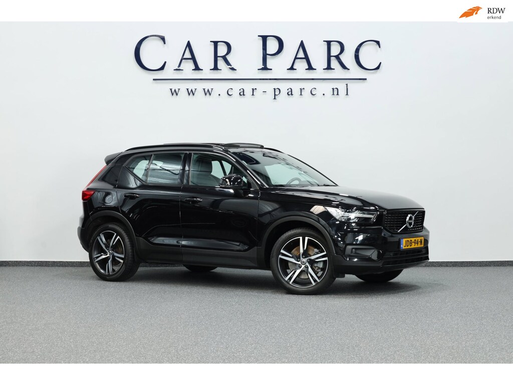 Volvo XC40 1.5 T5 Recharge R-line LED/VIRTUAL/PANO/LEER+S.VERWARMING/19" LMV/CAM/12 MND GARANTIE!