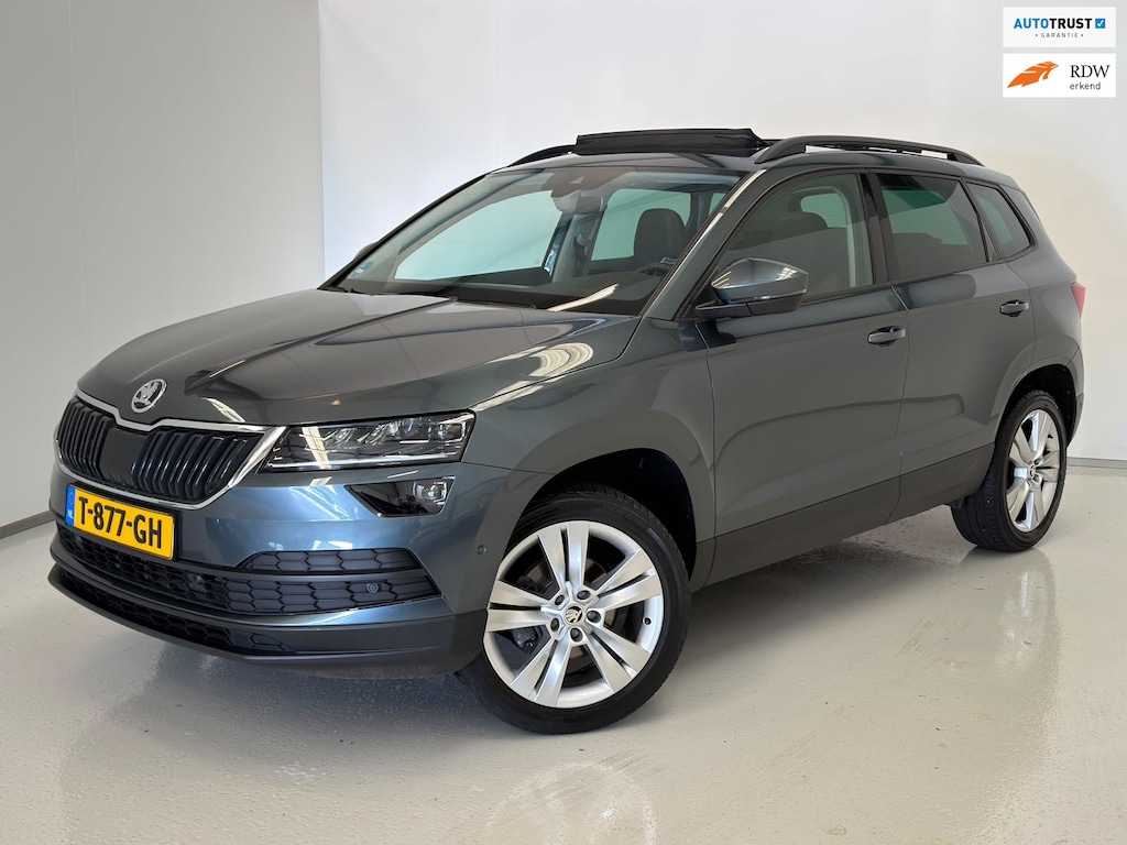 Skoda Karoq 1.5 TSI ACT Style Business / Pano / Trekhaak / ACC