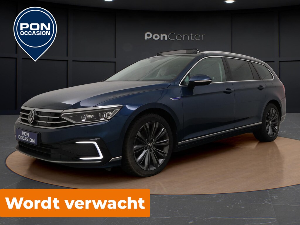 Volkswagen Passat Variant 1.4 TSI PHEV GTE | Pano Dak | Trekhaak | Camera | ACC | Elek. Achterklep | Stuur-/Stoelverwarming | Matrix LED | 18'' |