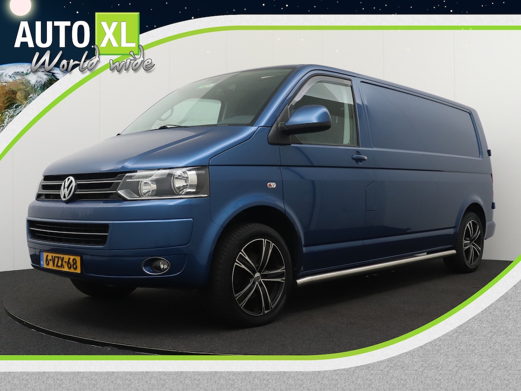Volkswagen Transporter 2.0 TDI 140 PK L2H1 Comfort-line Trekhaak 2500 KG Navi Stoelverw.