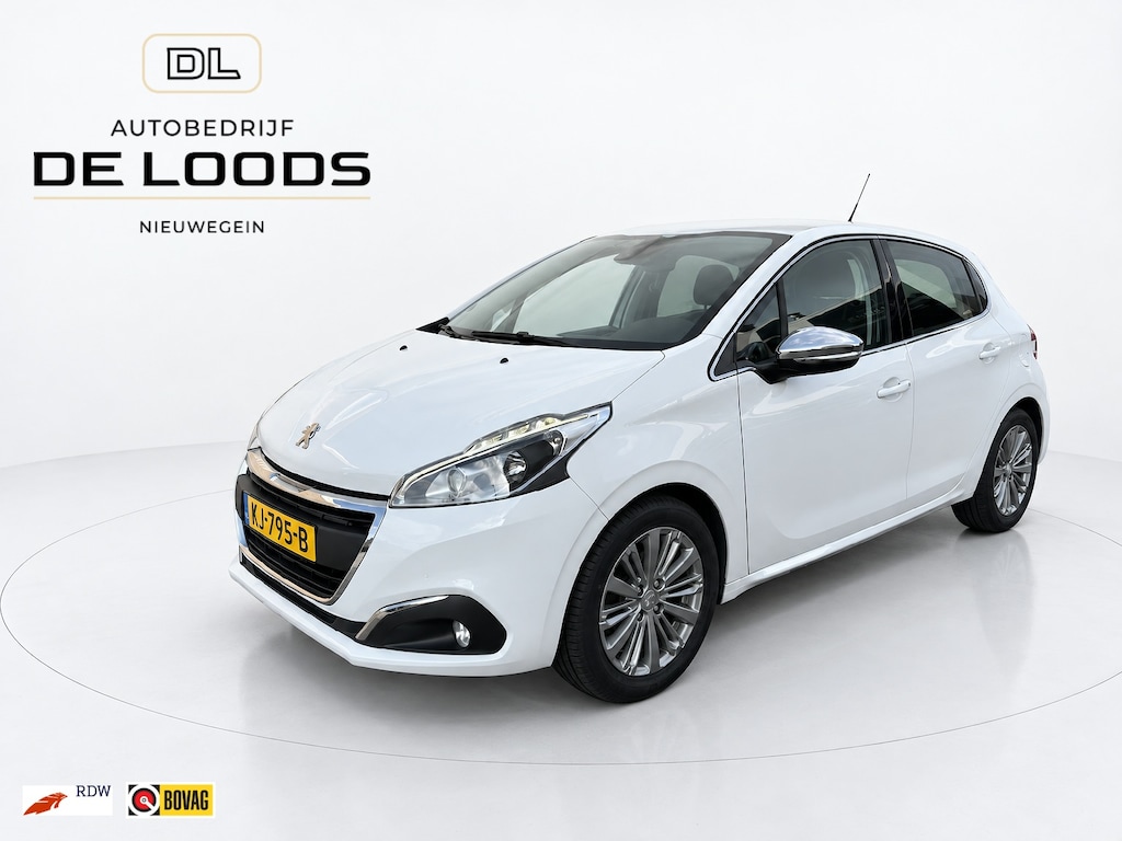 Peugeot 208 1.2 PureTech Allure Nieuwe Distributie, PDC, Cruise, Climate, Apple Carplay/Android Auto.