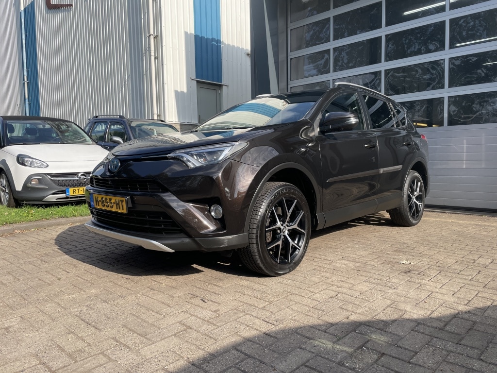 Toyota RAV4 2.5 Hybrid Executive Business