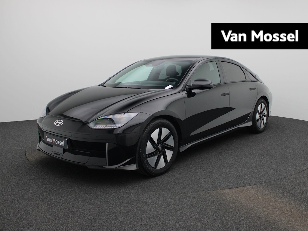 Hyundai Ioniq 6 77,4 kWh Core Plus | Navigatie | Camera | Stoelverwarming | Sfeerverlichting |