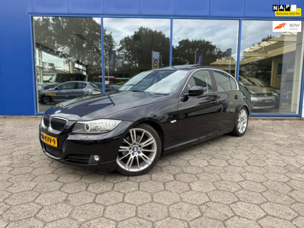 BMW 3-Serie 325i High Executive - Leder - Schuif. Kant. Dak - NAP