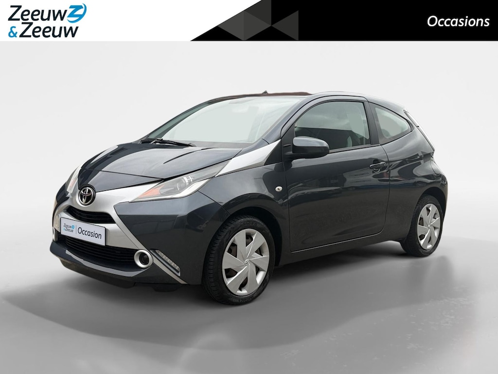 Toyota Aygo 1.0 VVT-i x-play | Camera | Cruise Control | Airco | Bluetooth | Radio | 56.474 KM!!! | NAP | 12 Maanden BOVAG Garantie