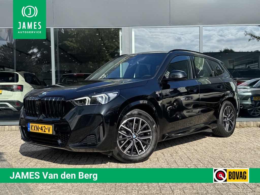BMW X1 sDrive20i | PANORAMADAK | MASSAGESTOELEN |