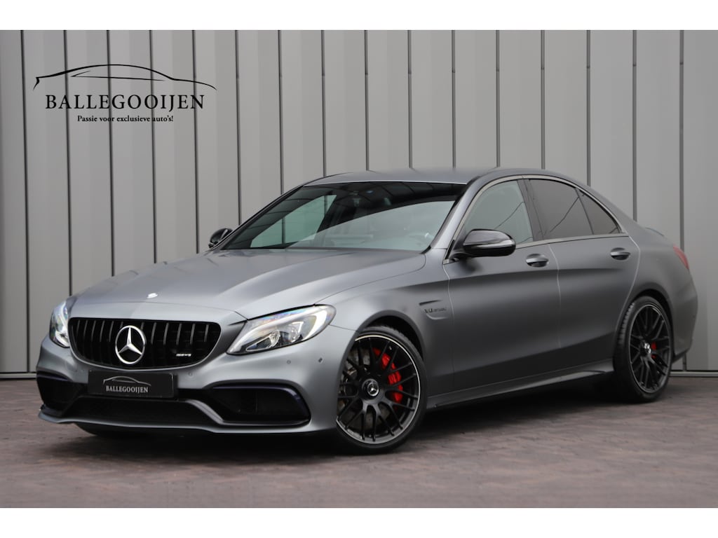 Mercedes-Benz C-klasse AMG 63 S | 510PK | Burmester | Sfeerverlichting | Stoelverwarming | Designo | Camera | Led | Volledig onderhouden | 2016.