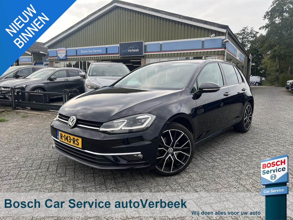 Volkswagen Golf 1.5 TSI Highline LED + Dynamic knipperl. achter | Virtual Cockpit | Navi & App-connect | ErgoActive stoel | Stoelverwarming | Camera | ParkAssist | Lane Assist | Blind Spot