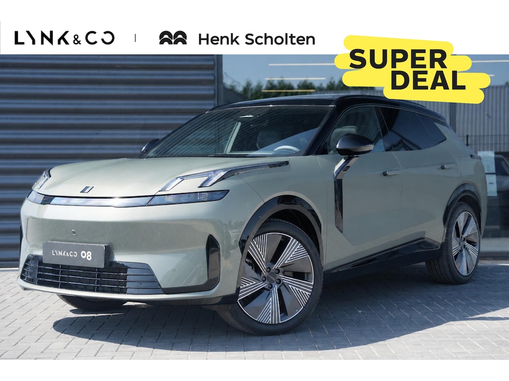 Lynk & Co 08 1.5 More | 200km Hybride | Stoelmassage, Verwarming en Ventilatie | Panoramadak | Matrix LED | Harman Kardon | 360° Camera | Getint glas | Bestuurdersstoel met geheugen | Sfeerverlichting | Apple Carplay | Dodehoekassistent | Adaptive Cruise Contol