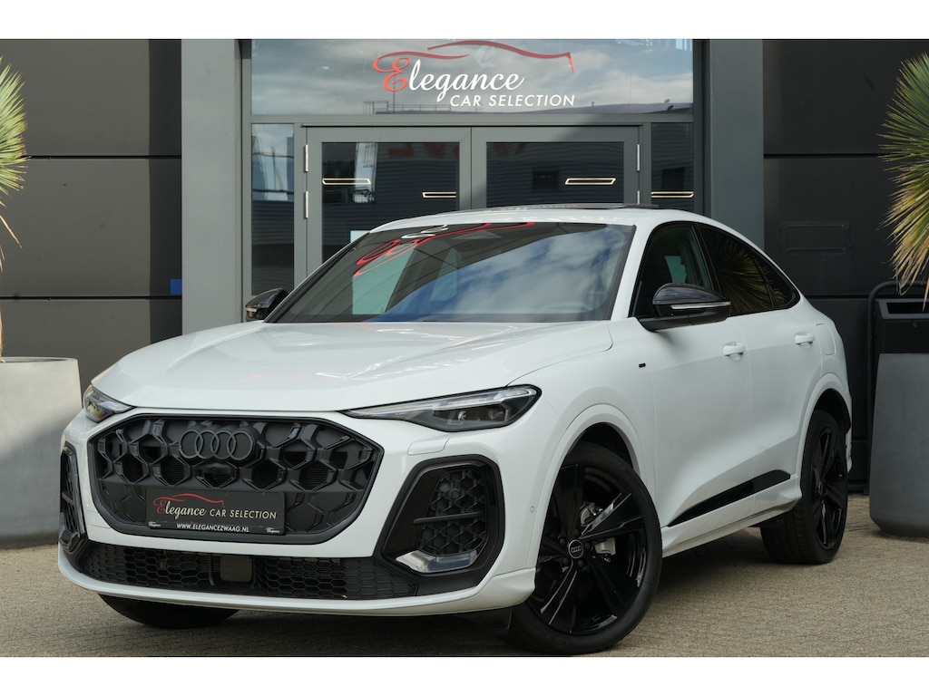 Audi Q5 Sportback 2.0 TFSI e-hybrid quattro S edition Sportback | 299PK | Pano | 360° | 21" | Keyless | S Line | Tech Plus | Audi Q5 Sportback S edition 299 PK Plug-in Hybrid met 2.0 viercilinder, panoramadak, 360° camera, 21-inch lichtmetalen velgen, Keyless Entry, adaptieve LED-koplampen, adaptieve cruise control