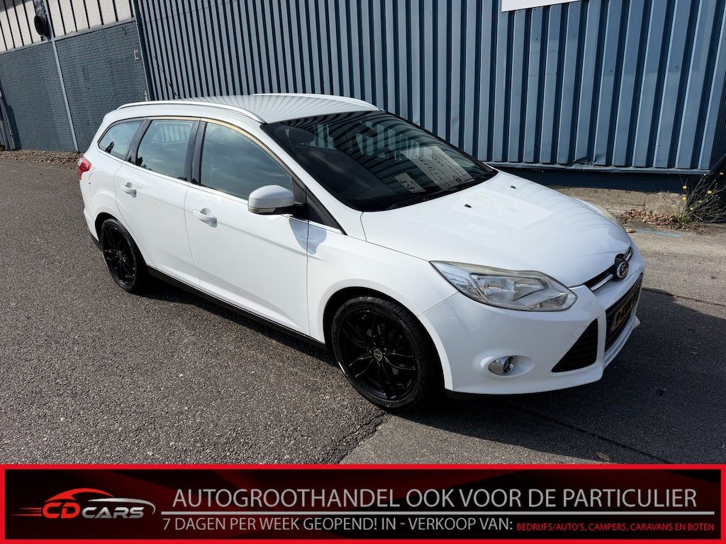 Ford Focus Wagon 1.0 EcoBoost Titanium versnellingsbak is niet goed!!! Rij Wel Gewoon Bij de verkoop van gebruikte voertuigen door CD-Cars wordt geen standaard garantie verstrekt. De koper aanvaardt het voertuig in de staat waarin het zich bevindt op het moment van aankoop