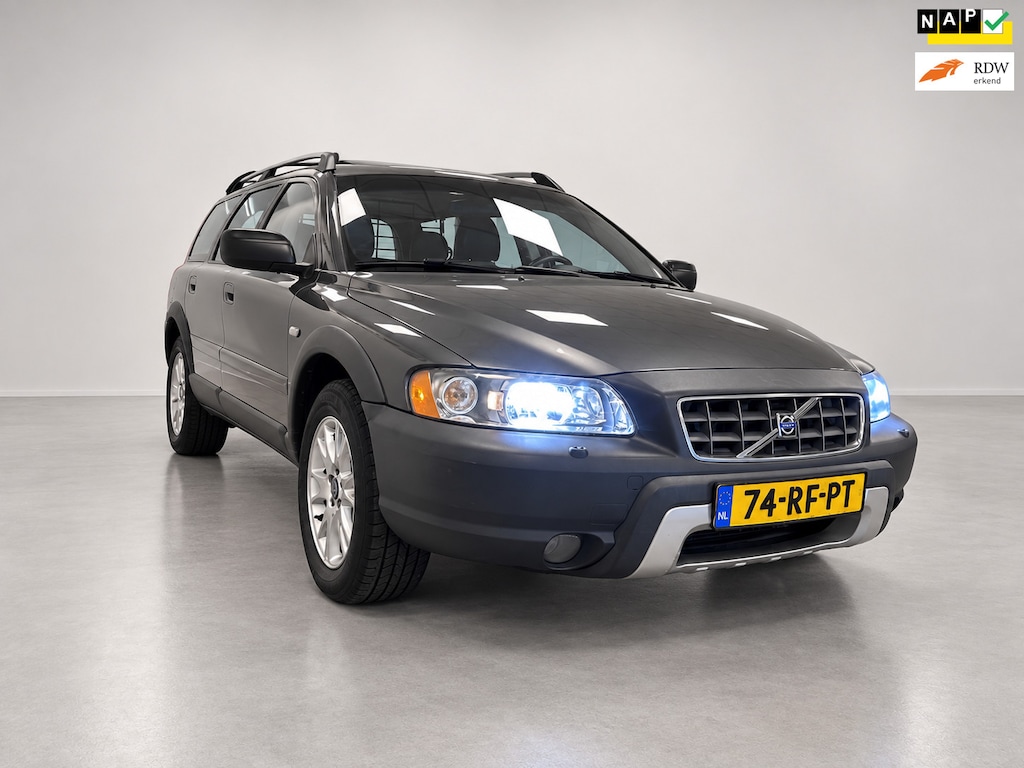 Volvo XC70 2.5 T Summum Nieuwe APK.