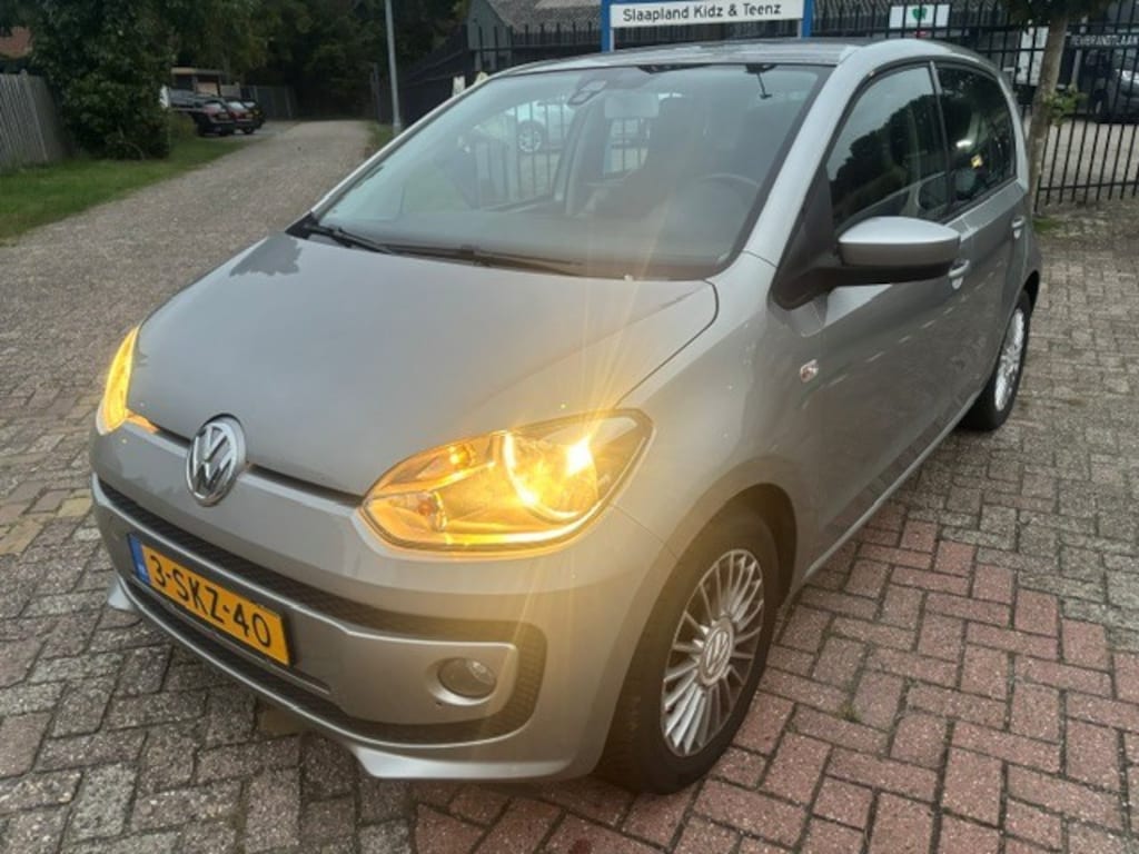 Volkswagen Up! 1.0 high up! BlueMotion