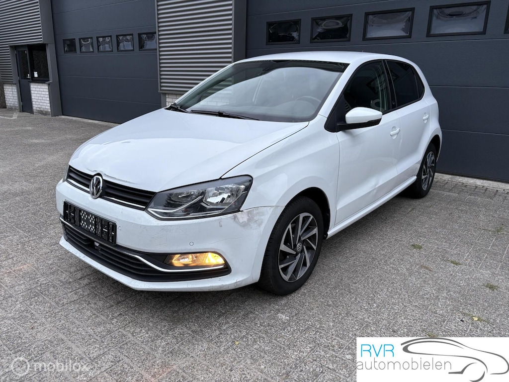 Volkswagen Polo 1.0 SOUND / CLIMA / NAVI / CRUISE