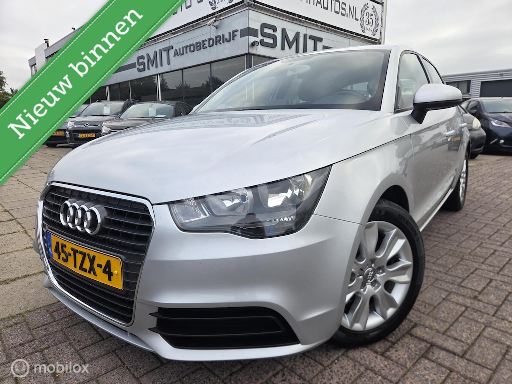 Audi A1 Sportback 1.6 TDI Attraction Pro Line Business MMI