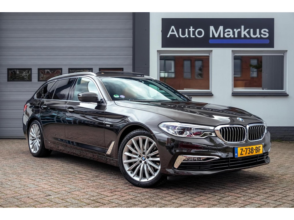 BMW 5-Serie Touring 530i xDrive Luxury Line|Pano|4WS|Softclose|H&K|Keyless