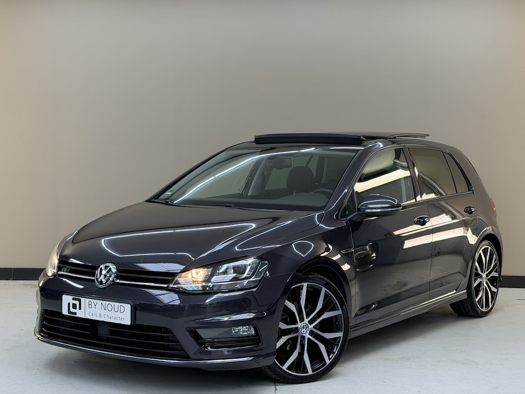 Volkswagen Golf 1.4 TSI ACT Highline, 150Pk, 2016, Panoramadak, 19" velgen, Navigatie, Climate control, Cruise control, Parkeersensoren, Xenon lampen, Camera,