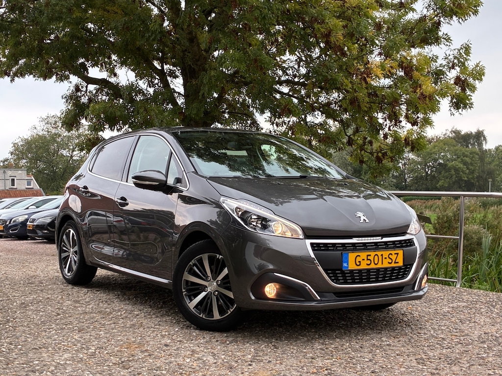 Peugeot 208 1.2 PureTech Allure | ''41.000 KM '' + Camera + Cruise Nu € 8.975,-!!!