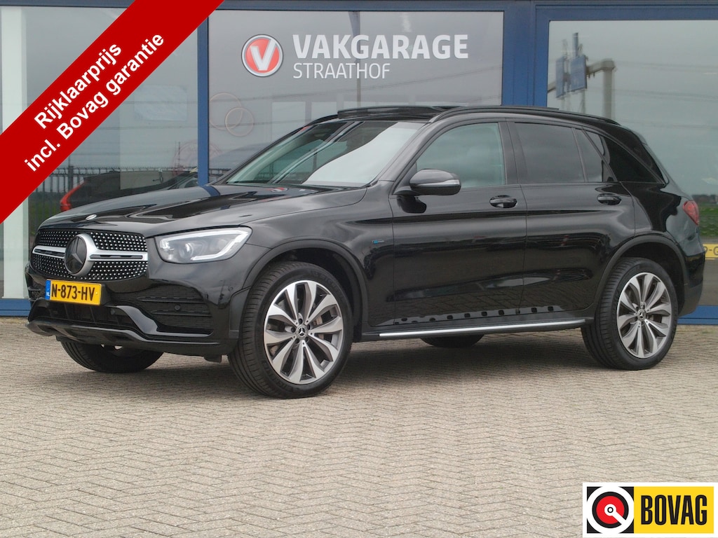 Mercedes-Benz GLC 300e 4MATIC Business Solution AMG, Schuifdak / Trekhaak / Sfeerverlichting / Camera / 20' LMV