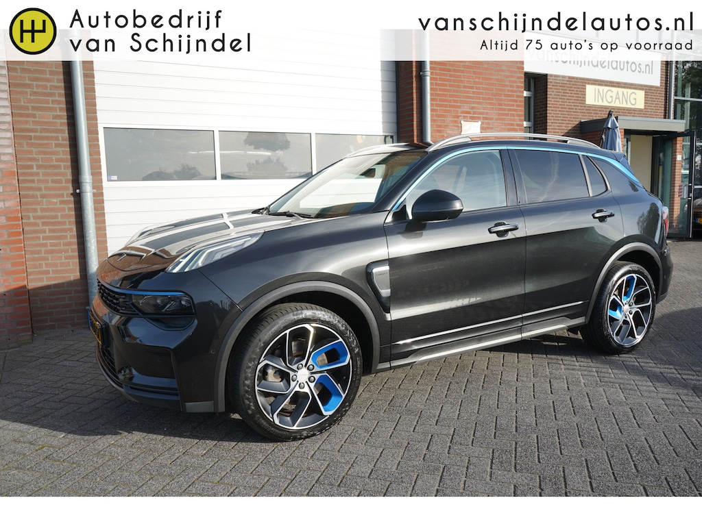 Lynk & Co 01 1.5 261PK! *NL AUTO* DEALER ONDERHOUDEN 20X OP VOORRAAD 360CAMERA 6,6KWH LADER PANORAMADAK FULL LED 20INCH ADAPTIEVE CRUISE ANDROID/APPLECARPLAY NAVI KEYLESS STOELVERWARMING CLIMA ENZ...