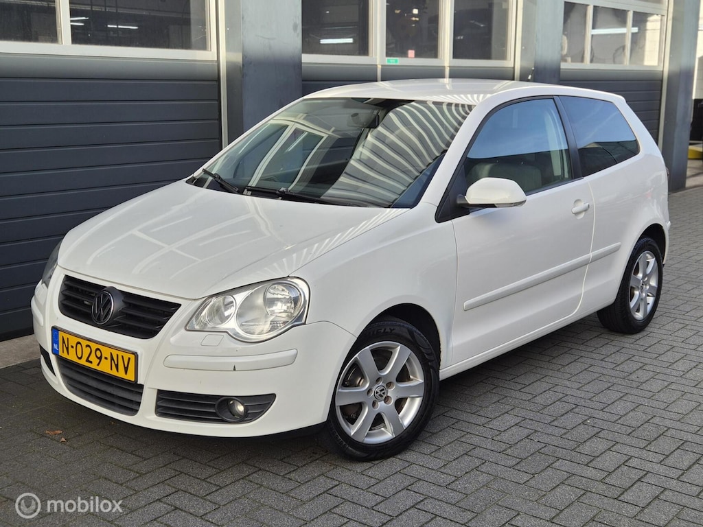 Volkswagen Polo 1.2 Highline | AIRCO | PDC | STOEL.V | ELEK RAMEN |