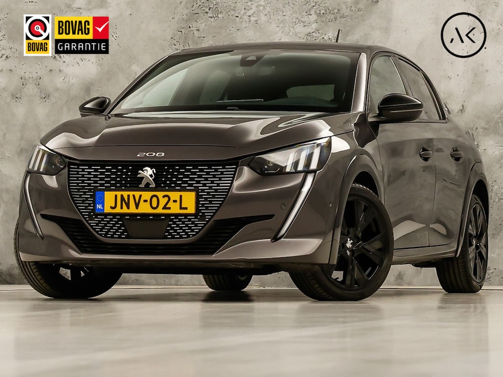 Peugeot 208 1.2 PureTech GT-Line Automaat (VIRTUAL COCKPIT, APPLE CARPLAY, GROOT NAVI, LEDER, 360 CAMERA, SPORTSTOELEN, GETINT GLAS, LM VELGEN, LANE ASSIST, NIEUWSTAAT)