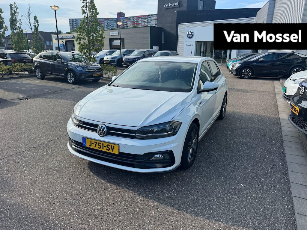 Volkswagen Polo 1.0 TSI 95 PK | R-Line exterieur | Parkeersensoren | Stoelverwarming | LED | Climatic | Snelheidsbegrenzer | Front Assist | 16" Lichtmetalen velgen |