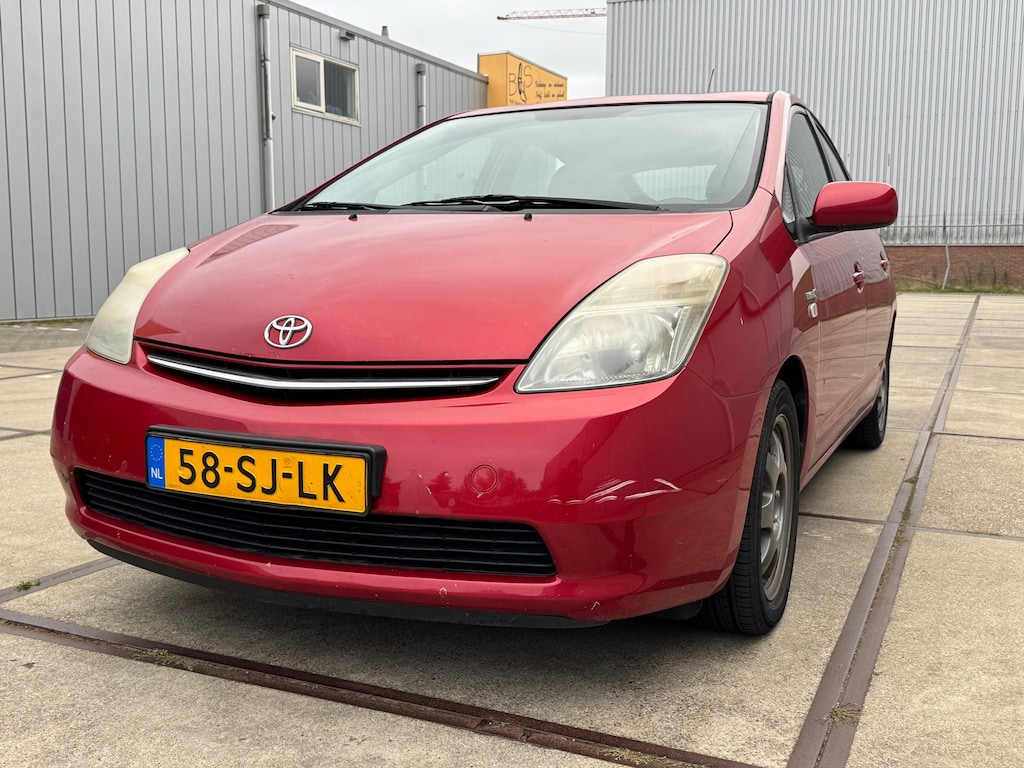 Toyota Prius 1.5 VVT-i