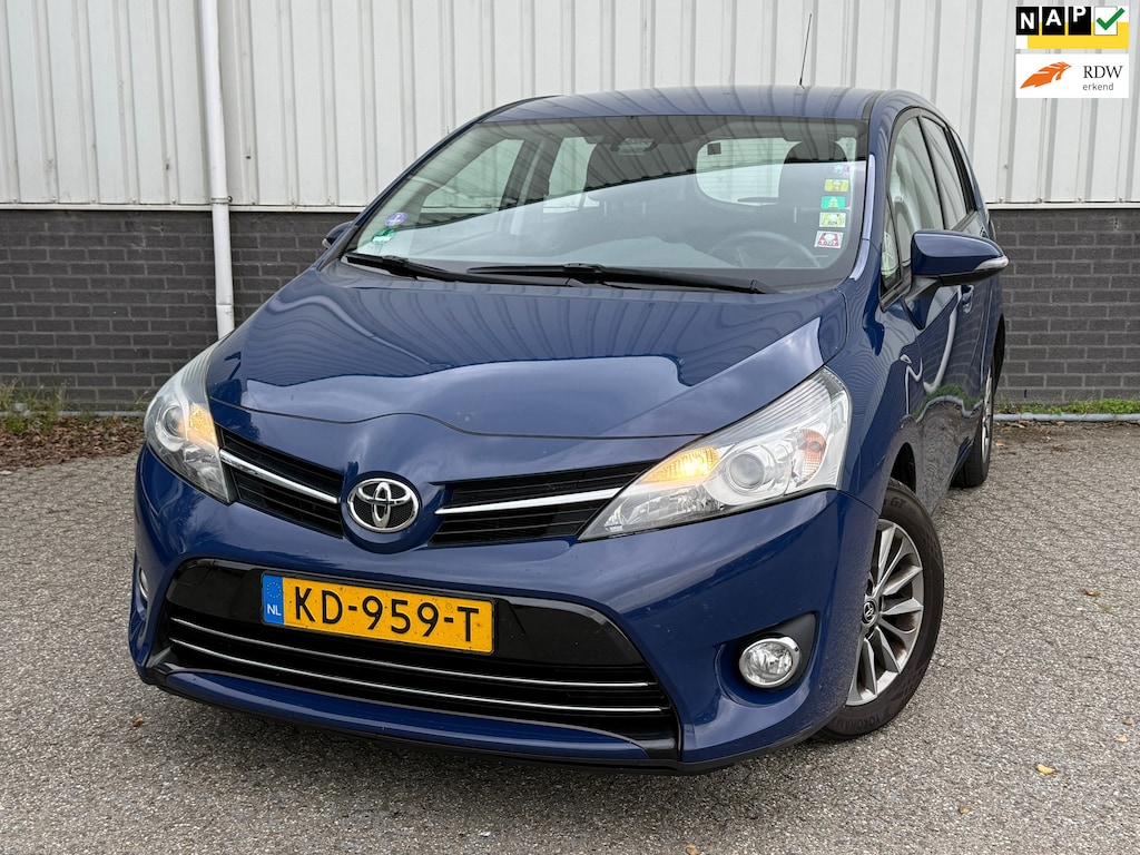 Toyota Verso 1.8 VVT-i Aspiration Automaat Airco Cruise Trekhaak Xenon