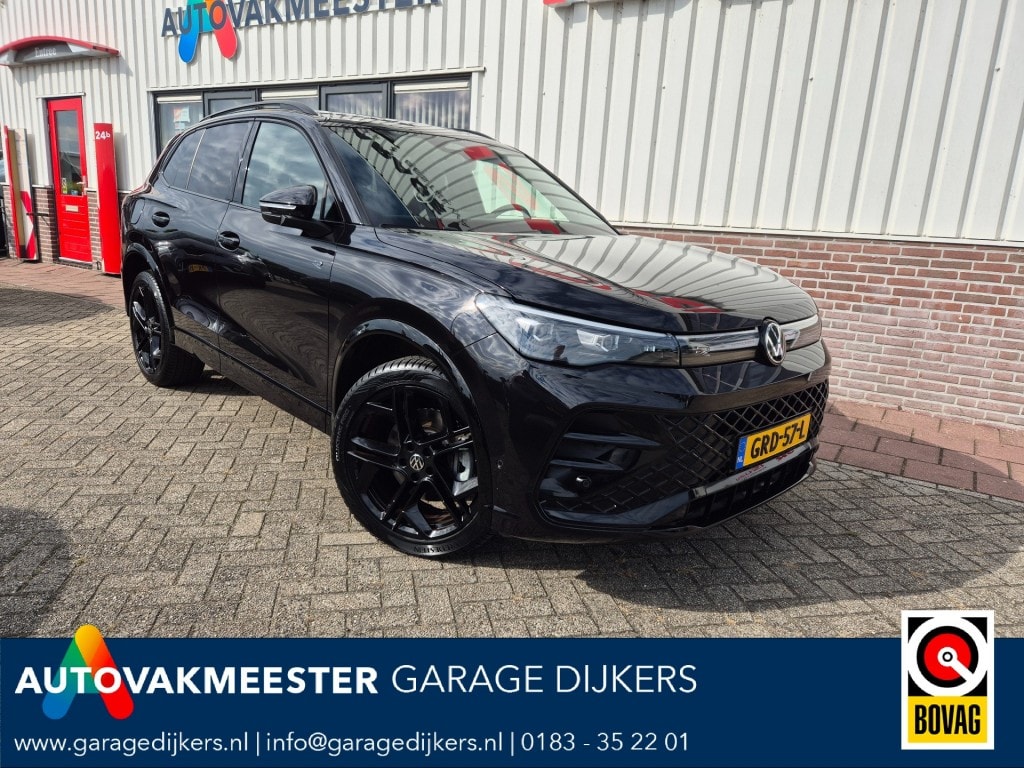 Volkswagen Tiguan 1,5 eHybrid 204 Pk R-Line Edt Trekhaak Panorama Side Assist Blackstyle