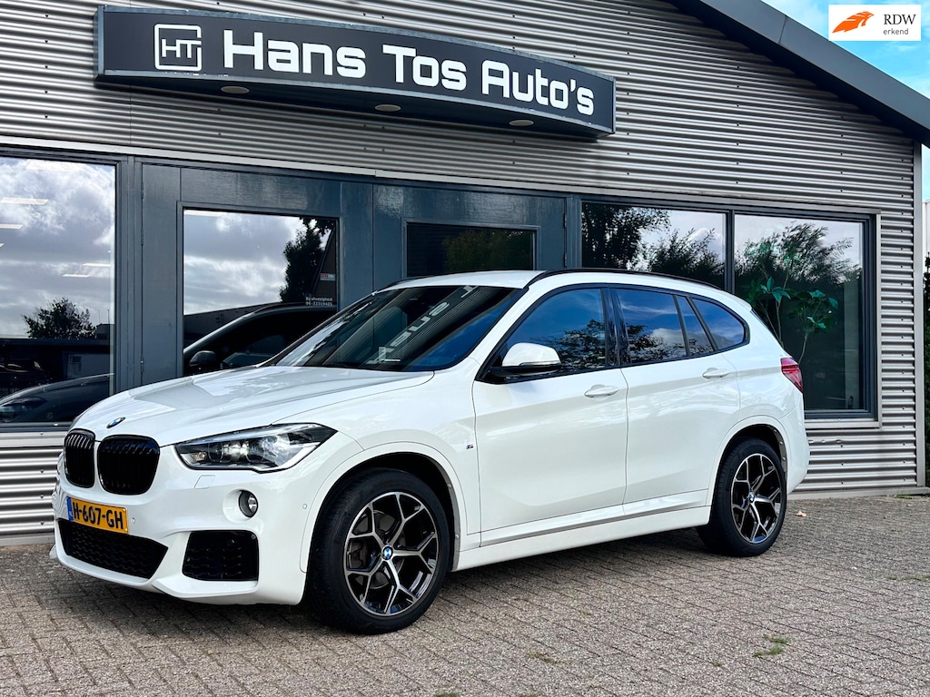 BMW X1 SDrive18i M-SPORT Aut High Executive/ Trekhaak / LED / Stoelverw.