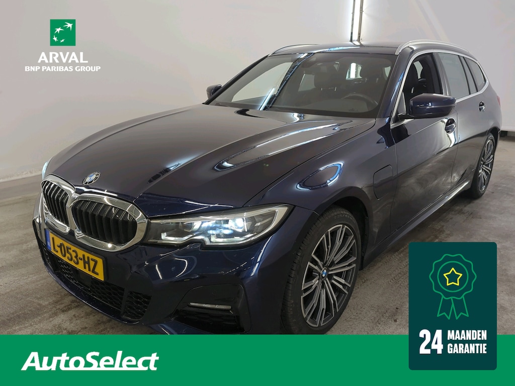 BMW 3-Serie Touring 330e High Executive Model M Sport | SOH 91% | Trekhaak | Leder | ACC | LED | HiFi System| Audio Media Pack|18"