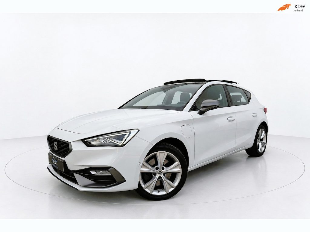 SEAT Leon 1.4 TSI eHybrid PHEV FR PANO VIRTUAL SFEER CAM