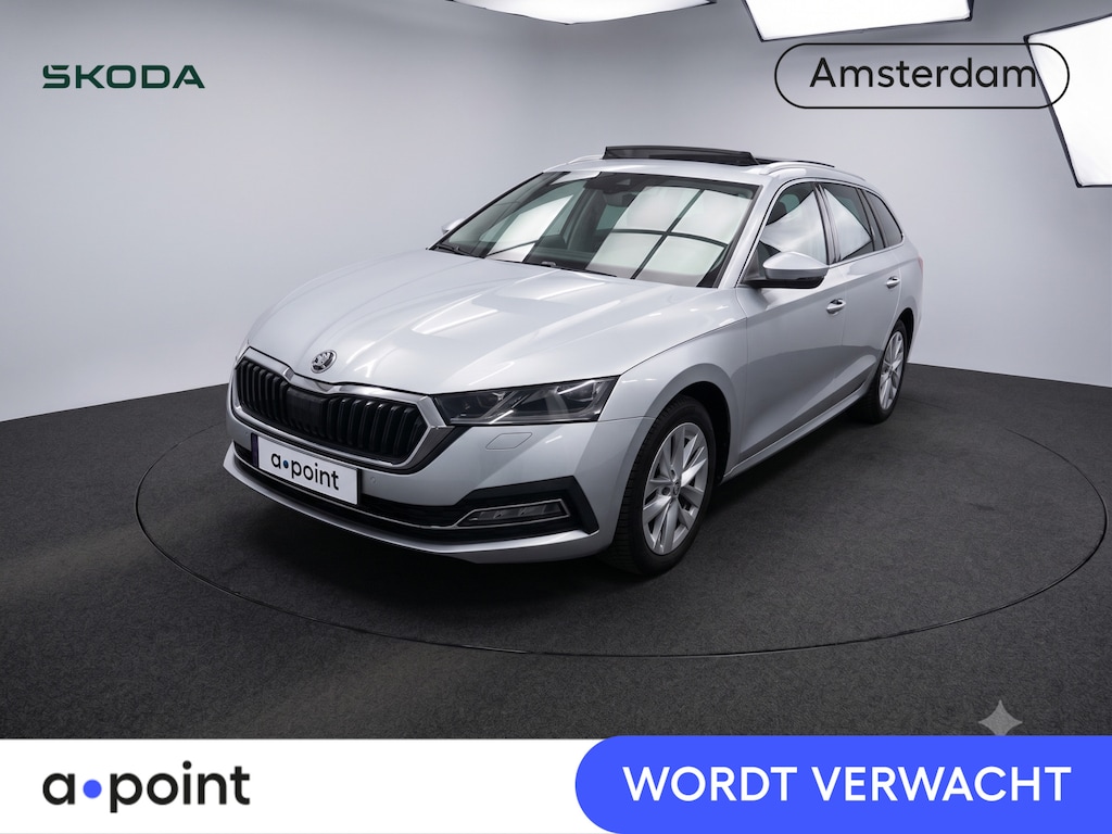 Skoda Octavia Combi 1.0 TSI Business Edition Plus 110 pk | Navigatie | Panoramadak | Parkeersensoren | Achteruitrijcamera | Adaptieve cruise control | Stoelverwarming | Lederen bekleding |