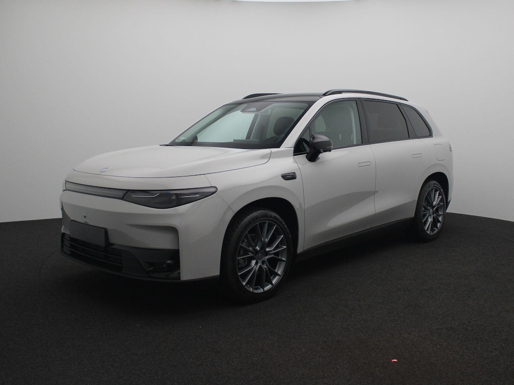 Leapmotor C10 Design ProMax AWD 81.9 kWh | 600 PK | VOORRAAD VOORDEEL | 4 JAAR GARANTIE | € 3.500,- VOORRAAD VOORDEEL